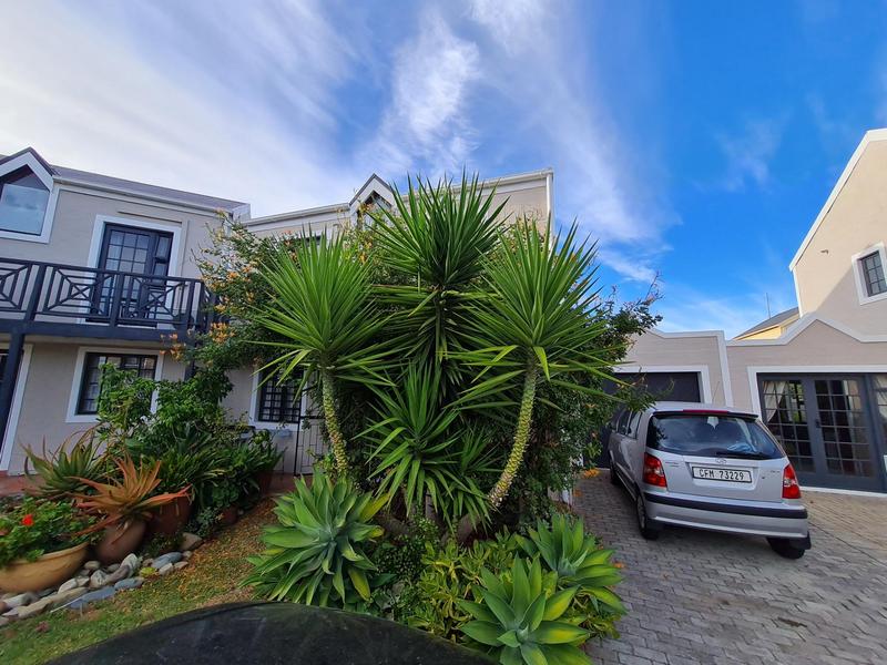 To Let 2 Bedroom Property for Rent in Heritage Park Western Cape